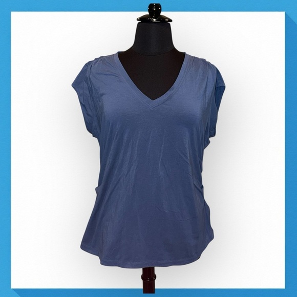 ATHLETA Outbound V-Neck Tee - Jay Blue Women’s 1X - Picture 2 of 11